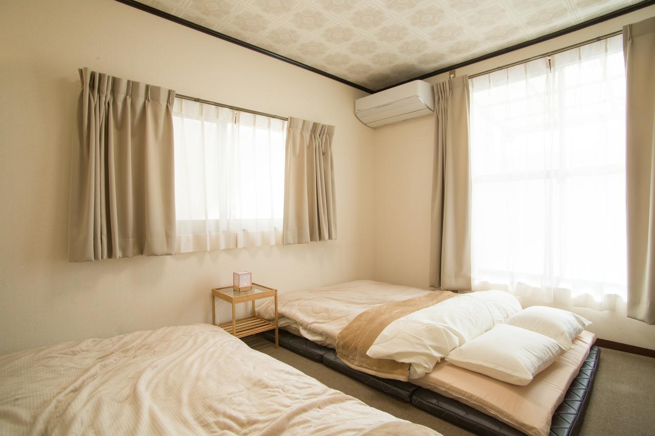 Guest House Dougo-Yado Matsuyama  Buitenkant foto