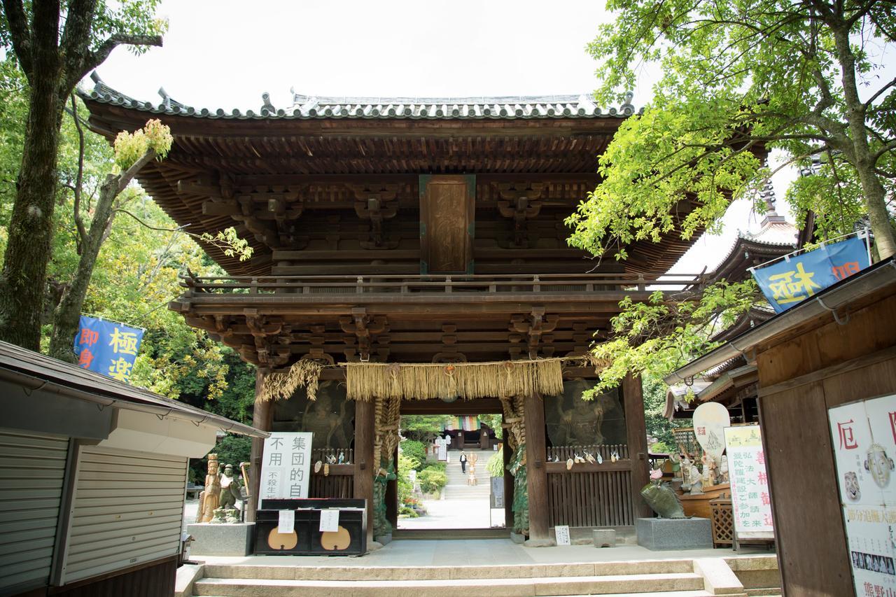 Guest House Dougo-Yado Matsuyama  Buitenkant foto